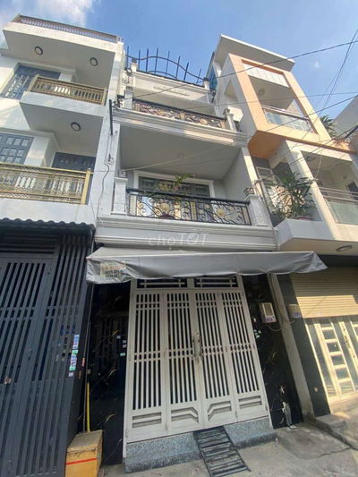 Bán nhà hẽm xe hơi đường Lê Văn Quới