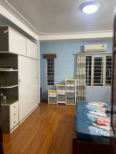 Chính Chủ Bán Nhà Đa Sỹ - 40m, LôGóc 4 tầng Gần Chợ trường học các cấp