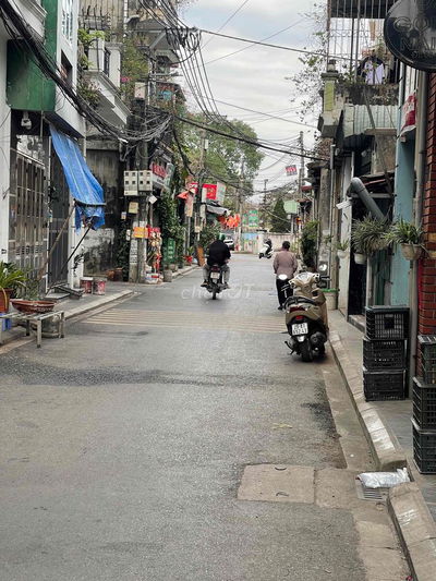 BÁN NHÀ DÂN XÂY CHẮC CHẮN  4 TẦNG TẠI ĐỨC GIANG - LONG BIÊN ,