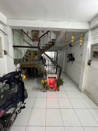 Mặt Tiền Kinh Doanh đường Hưng Phú, P.9, Q.8. 80m. 3,5m x 22m. 5 tầng.