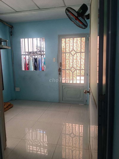 Chợ thuê nhà mặt tiền hẻm