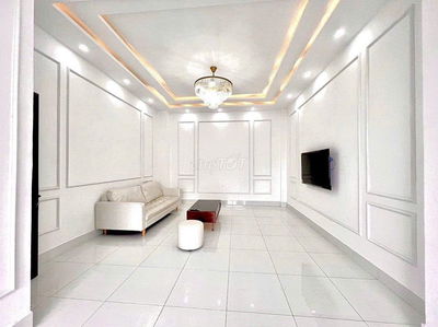 Cho thuê nhà nguyên căn 4pn Trần Anh Tông phường 8 Đà Lạt giá 15 triệu