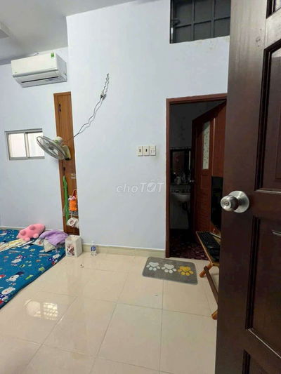 Bán Nhà 4x10 đúc 1 Lầu P Tân Sơn Nhì . Tân Phú