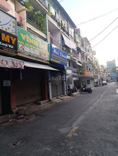 BÁN NHÀ MẶT TIỀN GÓC ĐÔNG HỒ LẠC LONG QUÂN