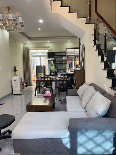 Cho thuê Nhà phố 4PN, 3WC, 75m2, KDC Park Riverside, Đ. Bưng Ông Thoàn