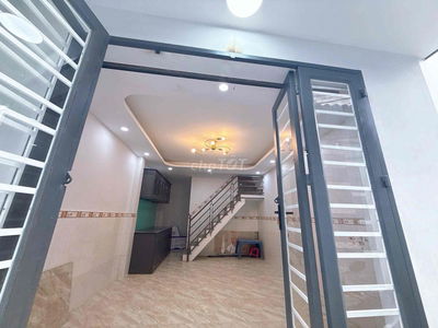 chính chủ gửi 2 căn nhà lầu liền kề tăng Nhơn Phú B, Q9 cũ 2 PN