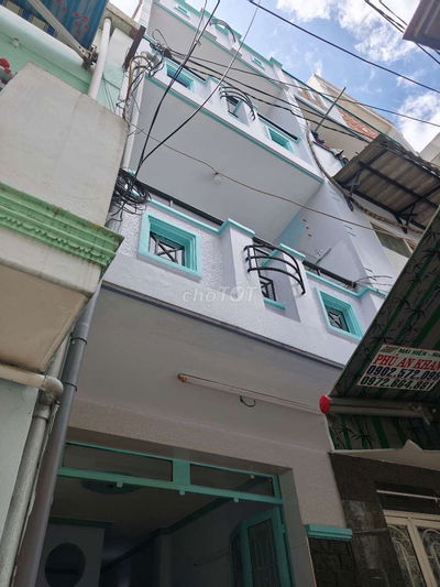 Cần bán nhà hẻm 1/ Văn thân q6 HCM