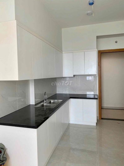 cho thuê căn trống 2pn 50m2 giá thuê 5.5tr