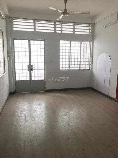 Nhà trệt 1 lầu, hẻm hơn 3m Ng Thiên Thuật sau căn mặt tiền, dt 3.7x9m