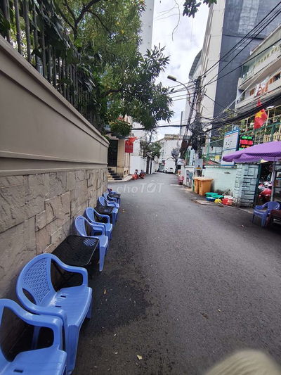 Chính chủ bán căn hộ 2 ngủ đường Nguyễn Văn Trỗi 65m2_3,5 tỉ TL