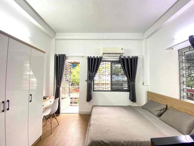 CHÍNH CHỦ CHO THUÊ CĂN HỘ BAN CÔNG SIÊU THOÁNG 2 CỬA SỔ