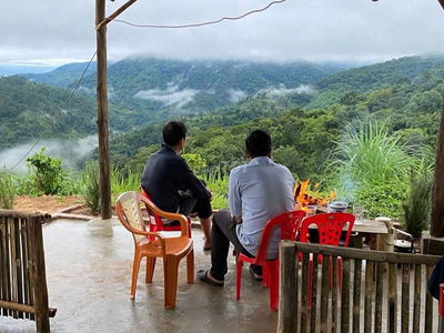 Chính chủ Bán mảnh vườn có sẵn nhà, ao cá, cafe, view săn mây cực đẹp.