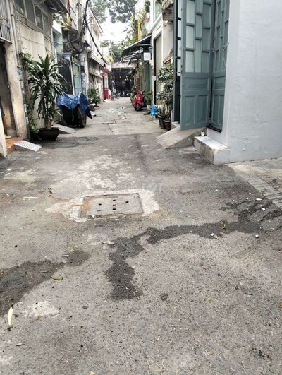 Cho thuê nhà nguyên căn hẻm 1 trục xe hơi tới nhà