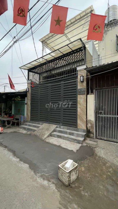 nhà 2 tầng đường THẠNH LỘC 41, phường THẠNH LỘC Q12. Dt88m giá 4,85tỷ