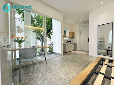 Căn Hộ Một Phòng Ngủ Ban Công Trời View Land81 - Nội Thất Cao Cấp