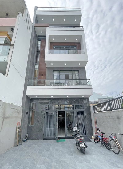 SIÊU PHẨM NHÀ MT 6 x 20 - 92A Nguyễn Minh Hoàng, P12, TB, Trệt 4 lầu