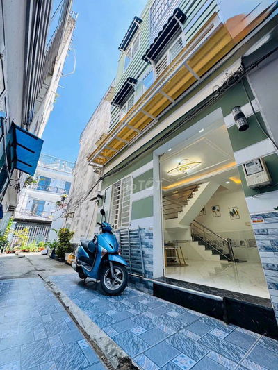 Bán Nhà 3 Tầng , 4 PN , Hùynh Tấn Phát, Nhà Bè.