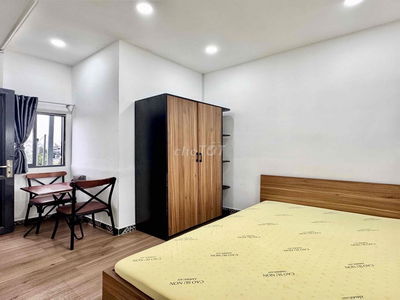 Căn hộ full nội thất tách bếp khu Phan Xích Long-Vạn Kiếp, Bình Thạnh