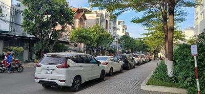 Cho thuê mặt bằng trước nhà 3,5 Tr/ th