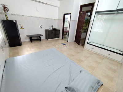 Phòng chdv full,gần Vạn Phúc