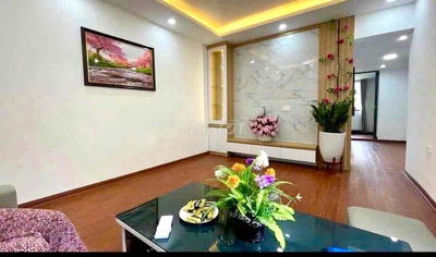 Tập thể Bạch Mai, lô góc, tầng 2, DT 68m2, 2 ngủ, sổ đỏ CC, tặng NT