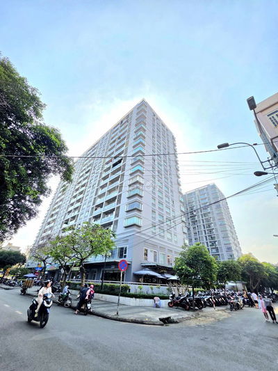 MT NGUYỄN HIẾN LÊ NGAY HOÀNG HOA THÁM - 125M2 NGANG 5M VUÔNG, 5 TẦNG.