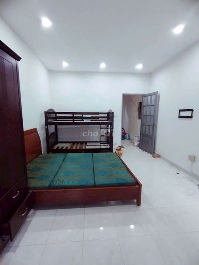 ✅✅Nhà 2PN, ngay Hoàng Trọng Mậu Q.7