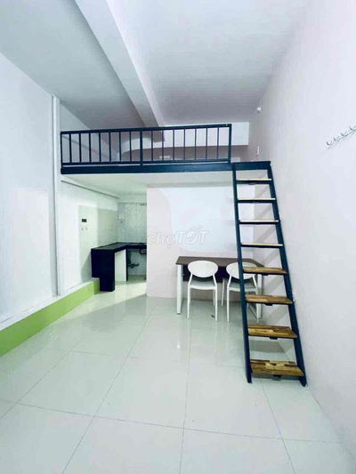 🌈CHO THUÊ PHÒNG TRỌ GIÁ TỐT - THANG MÁY NGAY VÒNG XOAY PHẠM VĂN ĐỒNG