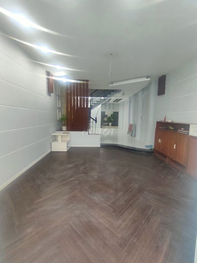 CHO THUÊ NHÀ ĐƯỜNG NGÔ BỆ P13, DT 5X20, 1 TRỆT 3 LẦU, 6P NHÀ MỚI