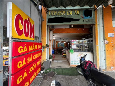 CHO THUÊ MBKD NGAY CỔNG ĐH VĂN LANG CS3 - 4X30M-VỈA HÈ 8M-LỐI ĐI RIÊNG