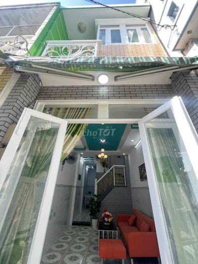 Bán nhà ngay gần Cầu Ngã Tư Ga 1 trệt 1 lầu pháp lý chuẩn