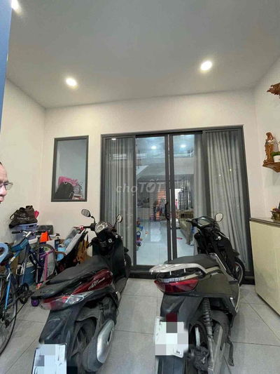 Nhà đẹp Tân Quý Tân Phú 4.5x14 1 Trệt 2 Lầu 3PN Sẵn máy lạnh Giá Tốt