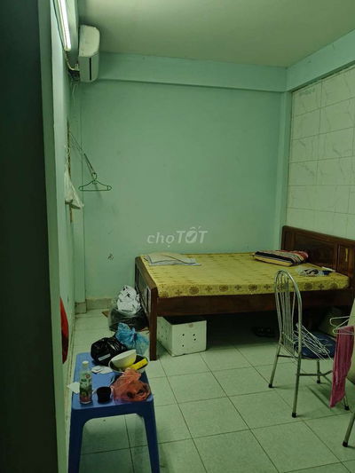 phòng trọ cạnh chợ dịch vọng, gần công viên