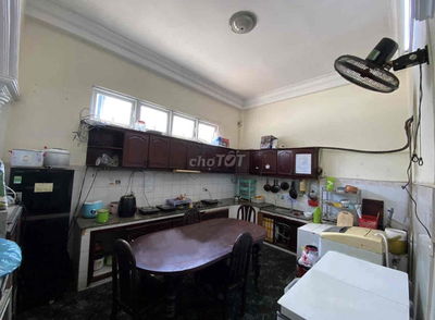 KTX TÂN BÌNH GẦN SÂN BAY