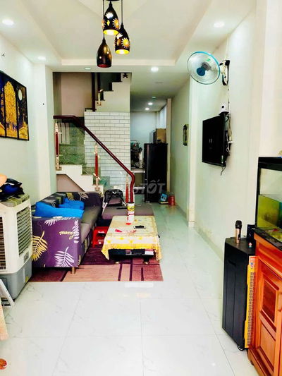 Bán Nhà 2 Tầng – 60m² đất, 120m² SD – Ngay ĐH Công Thương – 3,x tỷ