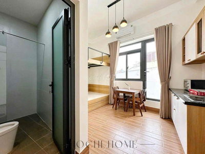 STUDIO BAN CÔNG FULL NỘI THẤT GẦN ĐẠI HỌC VĂN HIẾN QUẬN TÂN BÌNH