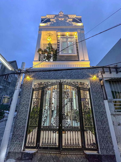 NHÀ TRỆT LẦU DIỆN TÍCH RỘNG MỚI FULL NỘI THẤT HẺM 260 CÁCH ĐƯỜNG TRẦN