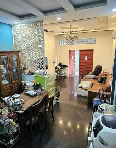 RỘNG RÃI CHO GIA ĐÌNH LỚN 5-8 THÀNH VIÊN, CẢI TẠO ĐƯƠC 6 PHÒNG NGỦ