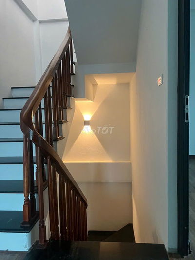 Bán nhà 4 tầng lô góc thôn Đoài, Nam Hồng, 42,5m², ô tô đỗ cửa