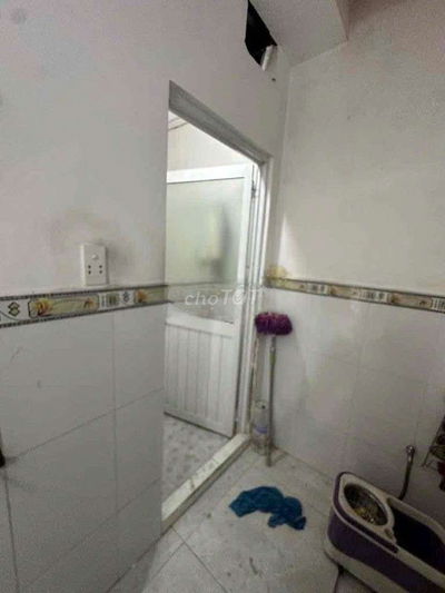 Nhà cho thuê p 15 tân bình