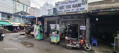 Sang mặt bằng ngay chợ thạch Đà