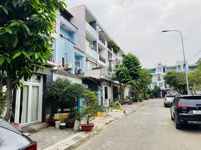 BÁN NHÀ 4 TẦNG – LÊ VĂN VIỆT – DÒNG TIỀN >25TR/THÁNG - GIÁ 9,9 TỶ