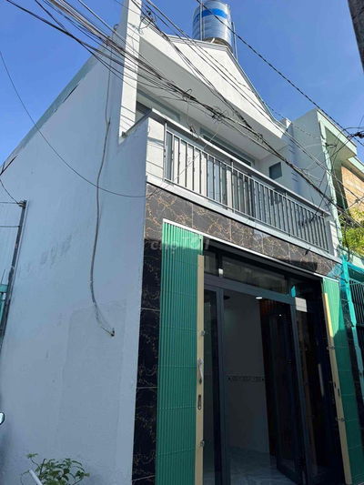 BÁN NHÀ DT: 4x10 1LẦU, GIA: 3TY650 TL, 2pn, HIỆP THÀNH, Q12