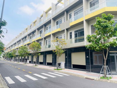 BÁN NHÀ PHỐ ĐÔNG HOÀ THÀNH PHỐ HCM ( DĨ AN CŨ )