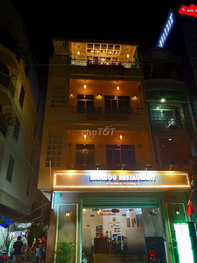Cần sang nhượng lại toàn bộ trang thiết bị kinh doanh nhà hàng