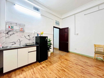 CHDV Full Nội Thất Rộng 25m2 Có Cửa Sổ Thoáng Gần MeGa Bình Phú