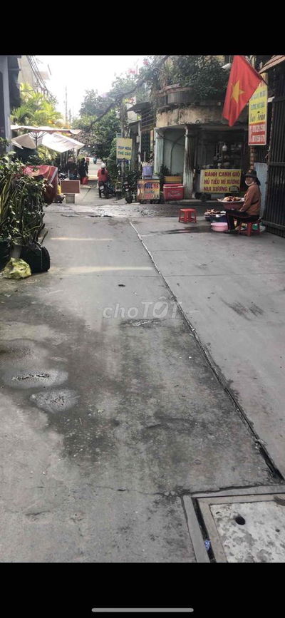 (Miễn cò)Cho thuê nhà mặt tiền đường lê cơ, nhà ngay chợ, 1 lầu đúc