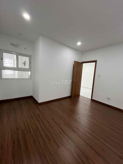 Cho thuê căn hộ 2PN + 2WC mới 100%