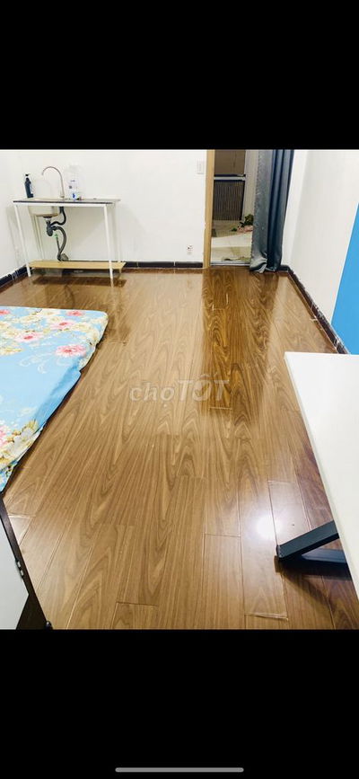 Phong y hình Hoa Hao ngay ĐH KINH TẾ