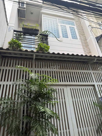 BÁN NHÀ MẶT TIỀN GIÁ RẺ HƠN NHÀ KIỆT ĐƯỜNG NGUYỄN HUY LƯỢNG